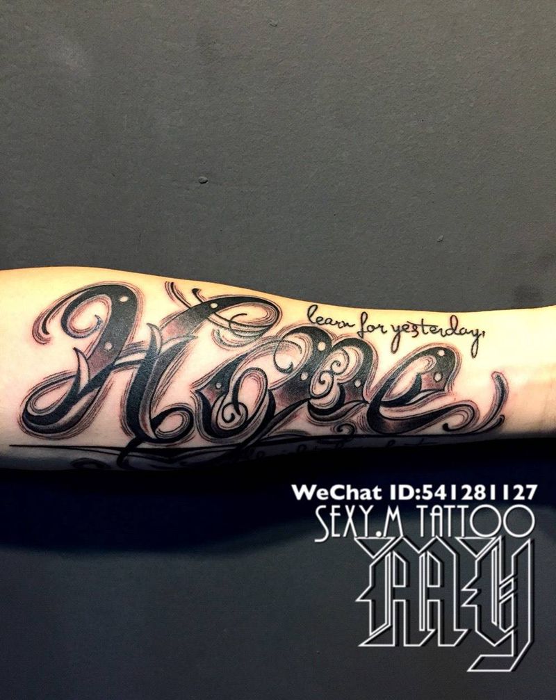 原創花體字纹身图片_成品手部欧美原创纹身图案