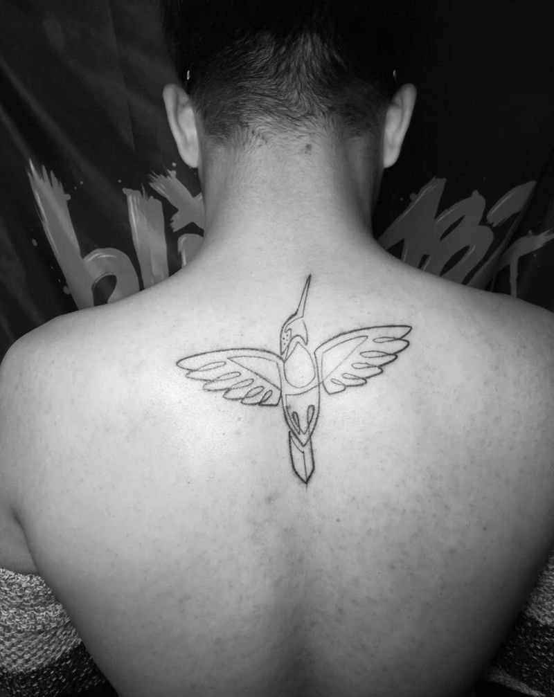 线条鸟纹身图片