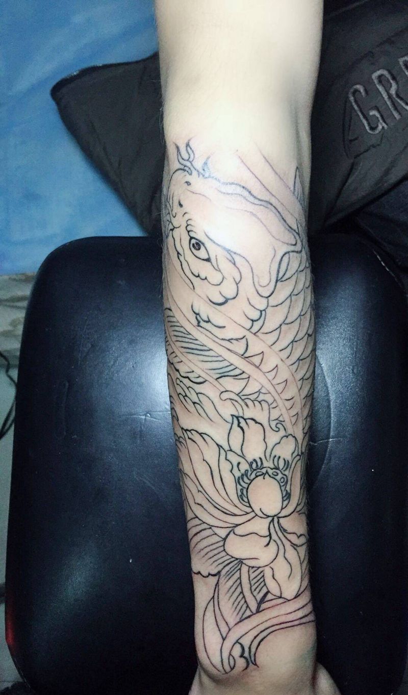 鲤鱼暂时线条纹身图片