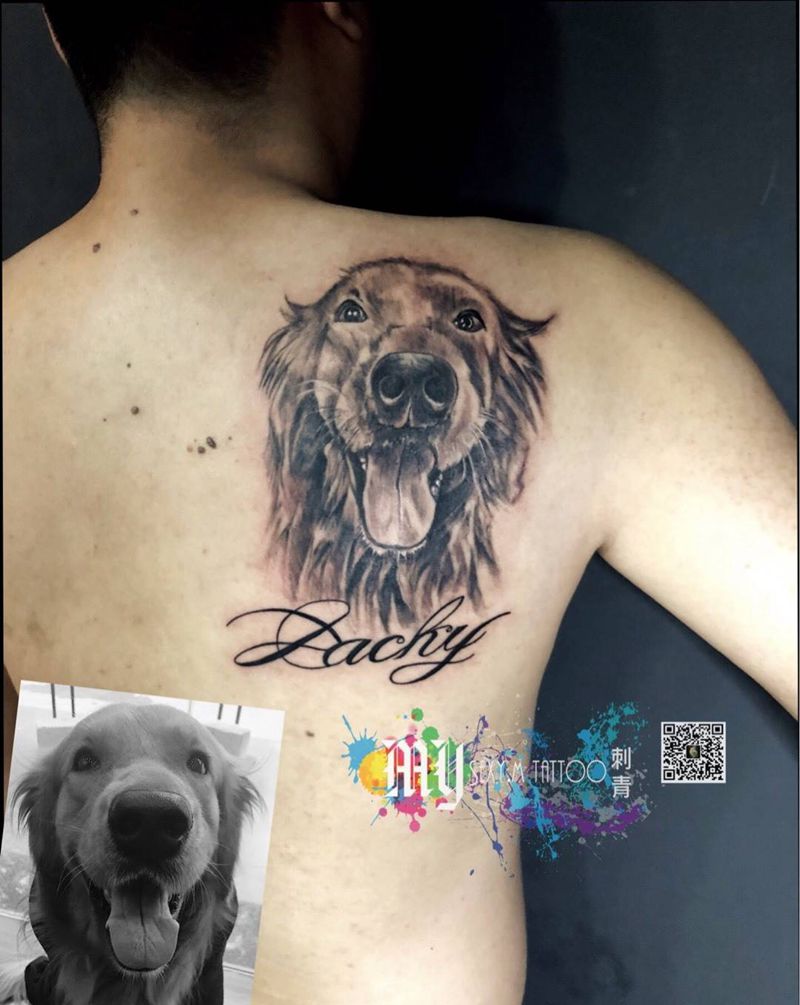 黑灰狗纹身图片_背部欧美写实纹身图案