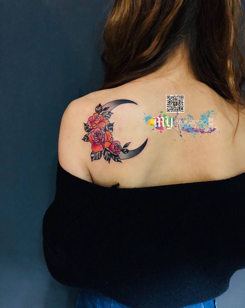 清新玫瑰月纹身图片_背部纹身图案
