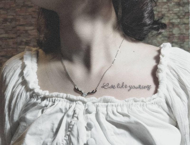 小英文纹身图片_肩部花体字纹身图案