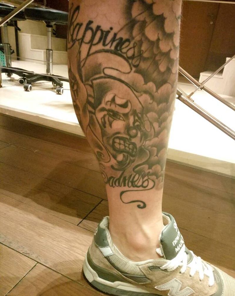 #奇卡诺《哭笑面具复原色》纹身图片