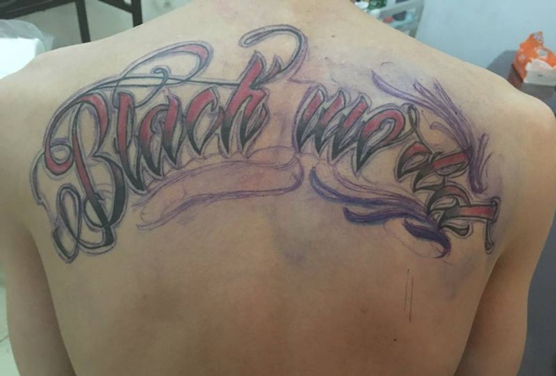 修改Chicano letter纹身图片