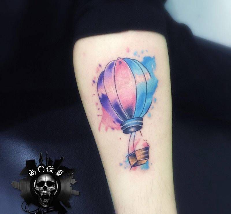 泼墨热气球纹身图片