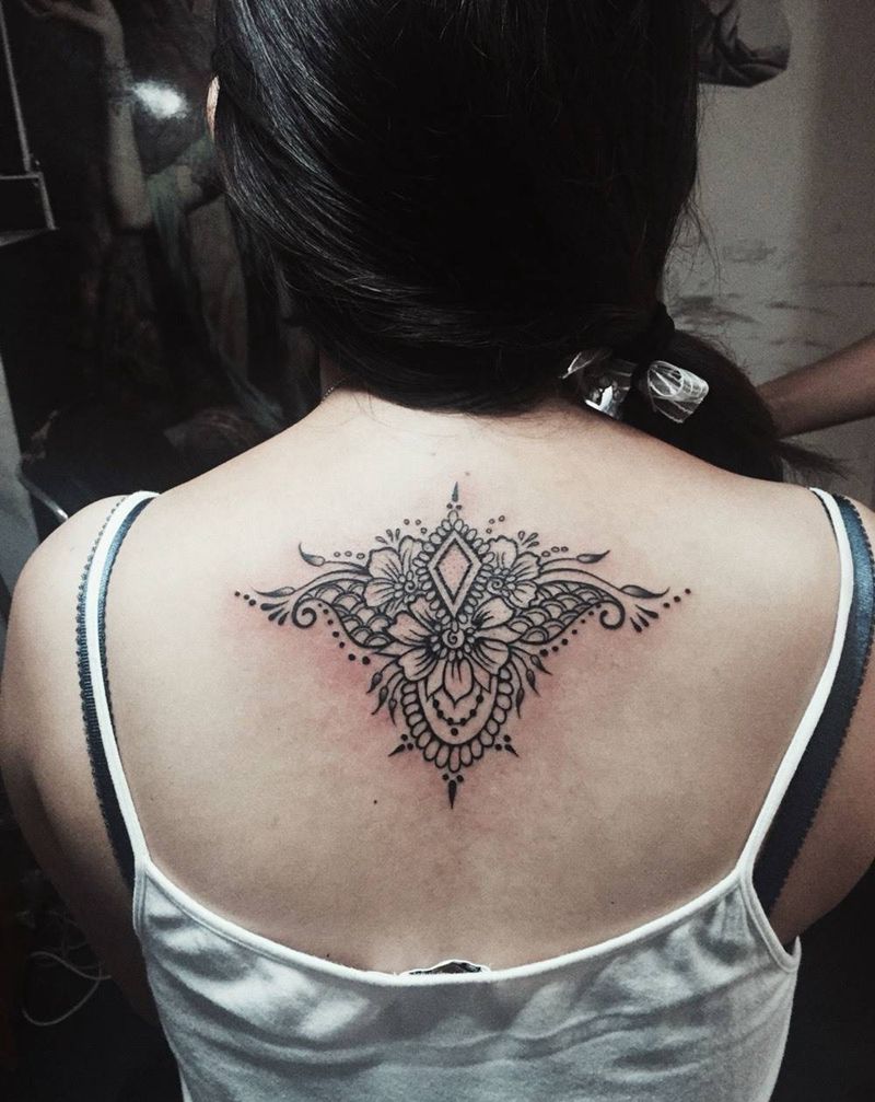 图腾纹身图片_成品背部欧美图腾纹身图案