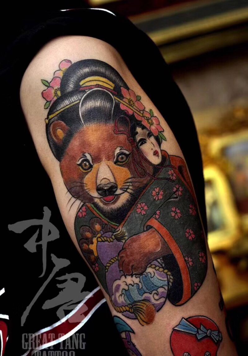 熊纹身图片