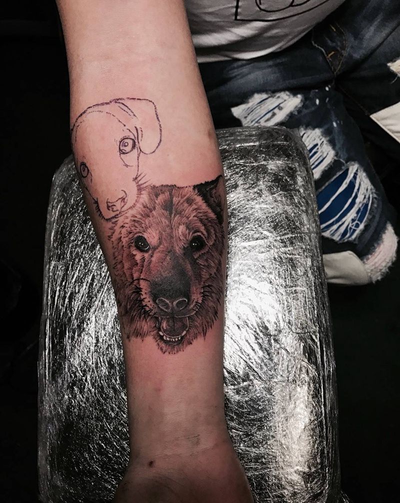 未完纹身图片_成品手臂写实动物纹身图案