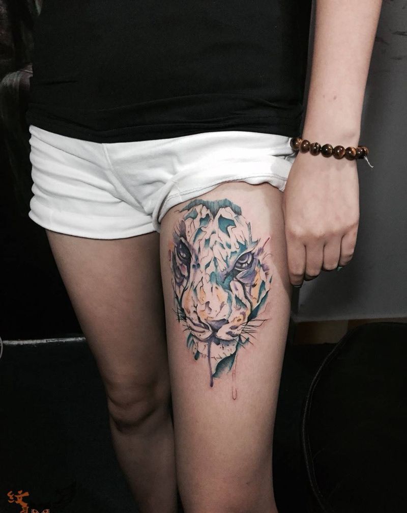 虎纹身图片_欧美动物腿部纹身图案