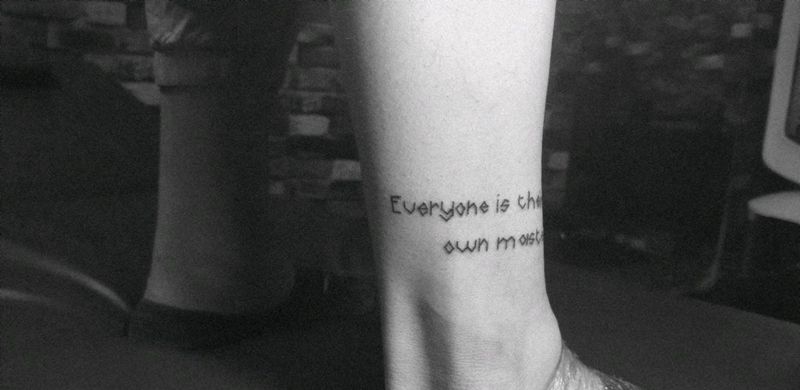 小清新英文纹身图片_脚部纹身图案