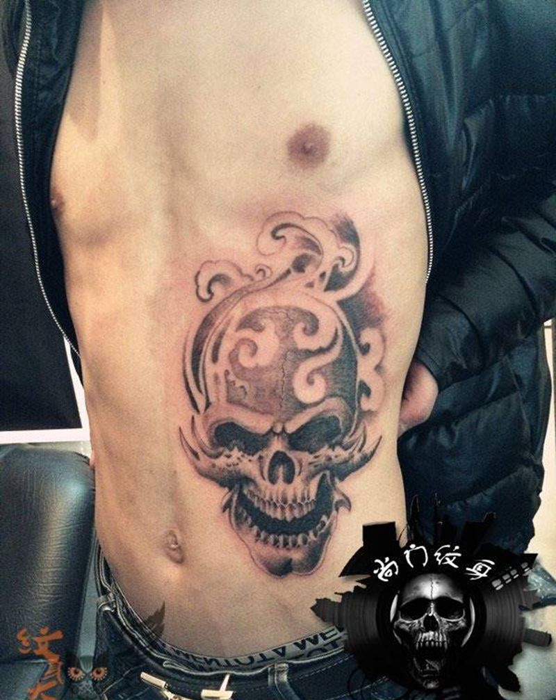 骷髅纹身图片