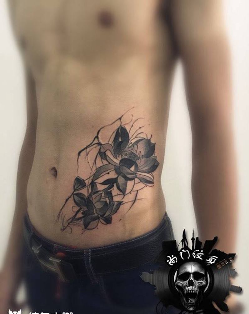 泼墨荷花纹身图片