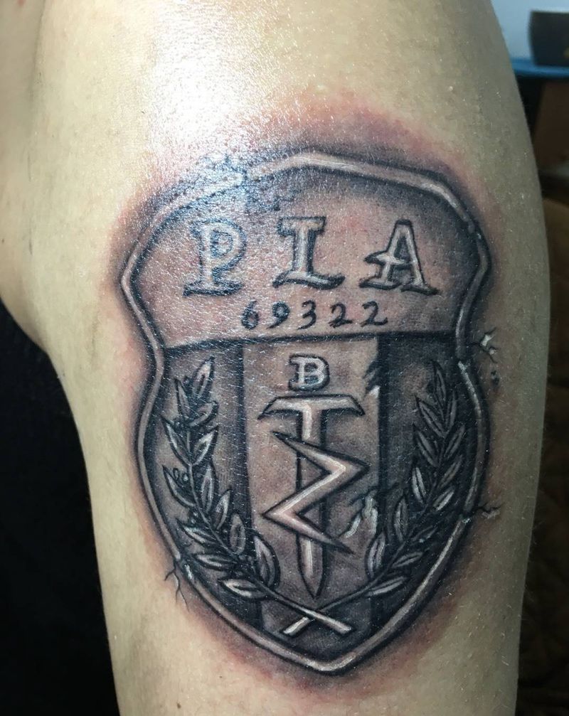 现场设计现场纹，退伍老兵的臂章纹身图片