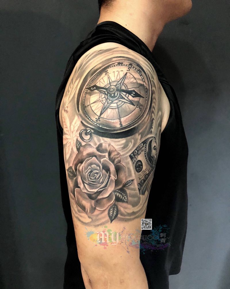 欧美黑灰写实纹身图片_手部欧美写实纹身图案