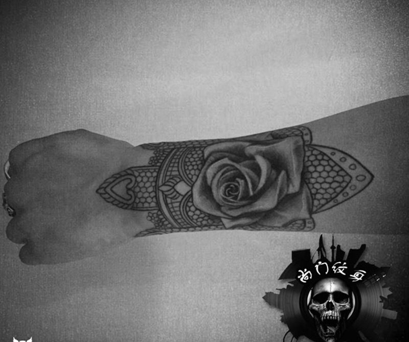 玫瑰纹身图片