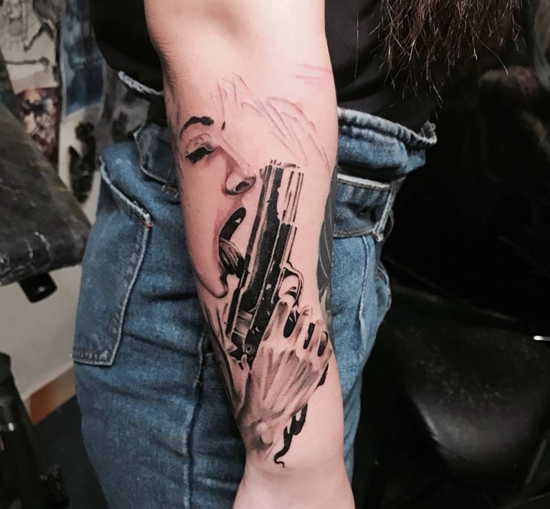 包小臂未完纹身图片_成品手臂欧美人物纹身图案