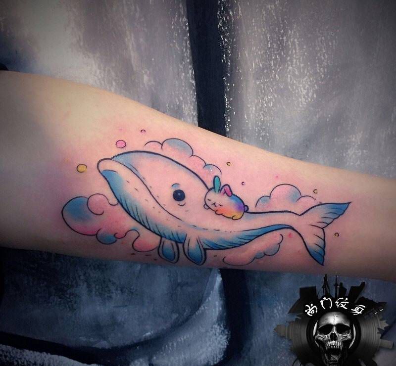 鲸纹身图片_成品手部清新原创动物纹身图案