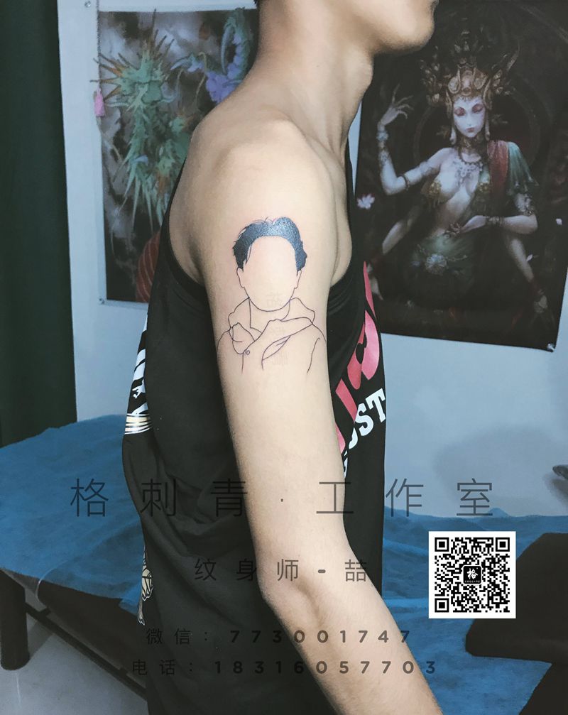 简化人纹身图片_手臂纹身图案