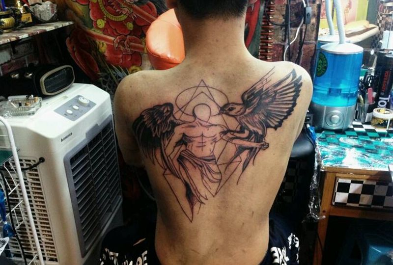 天使和鸟纹身图片