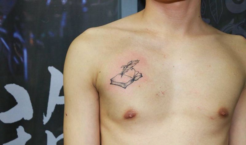 简约书纹身图片