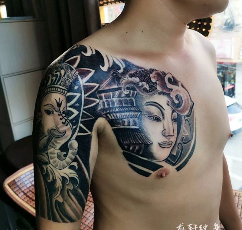 半甲佛象神纹身图片_手臂胸部老传统纹身图案