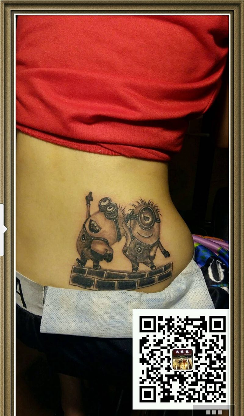 卡通纹身图片_背部纹身图案