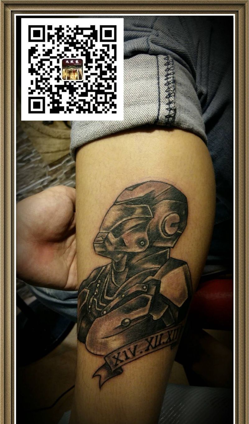 钢铁侠纹身图片