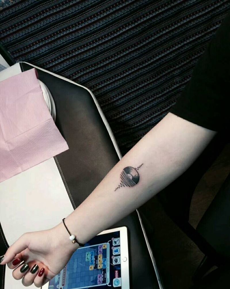 黑胶碟纹身图片