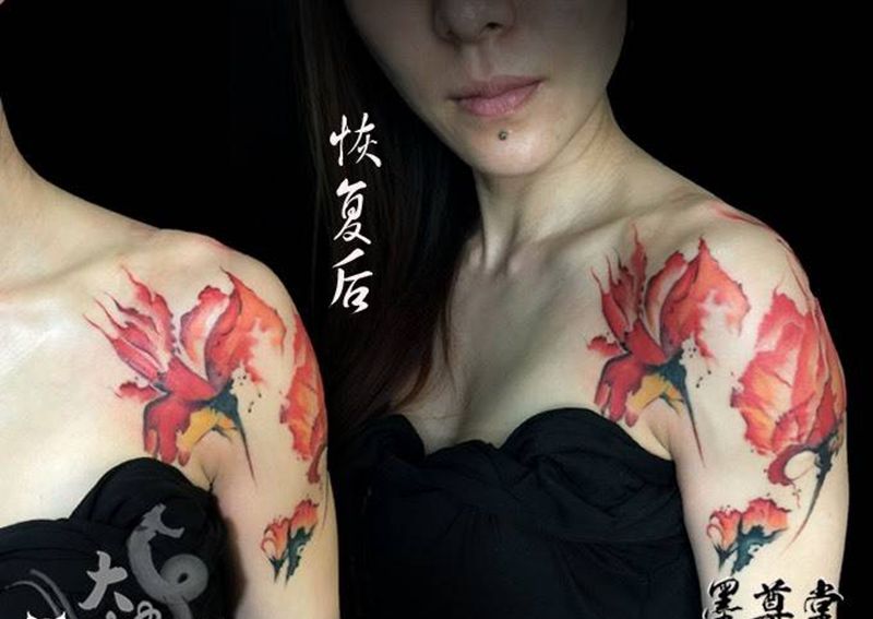 肩花恢复后！纹身图片