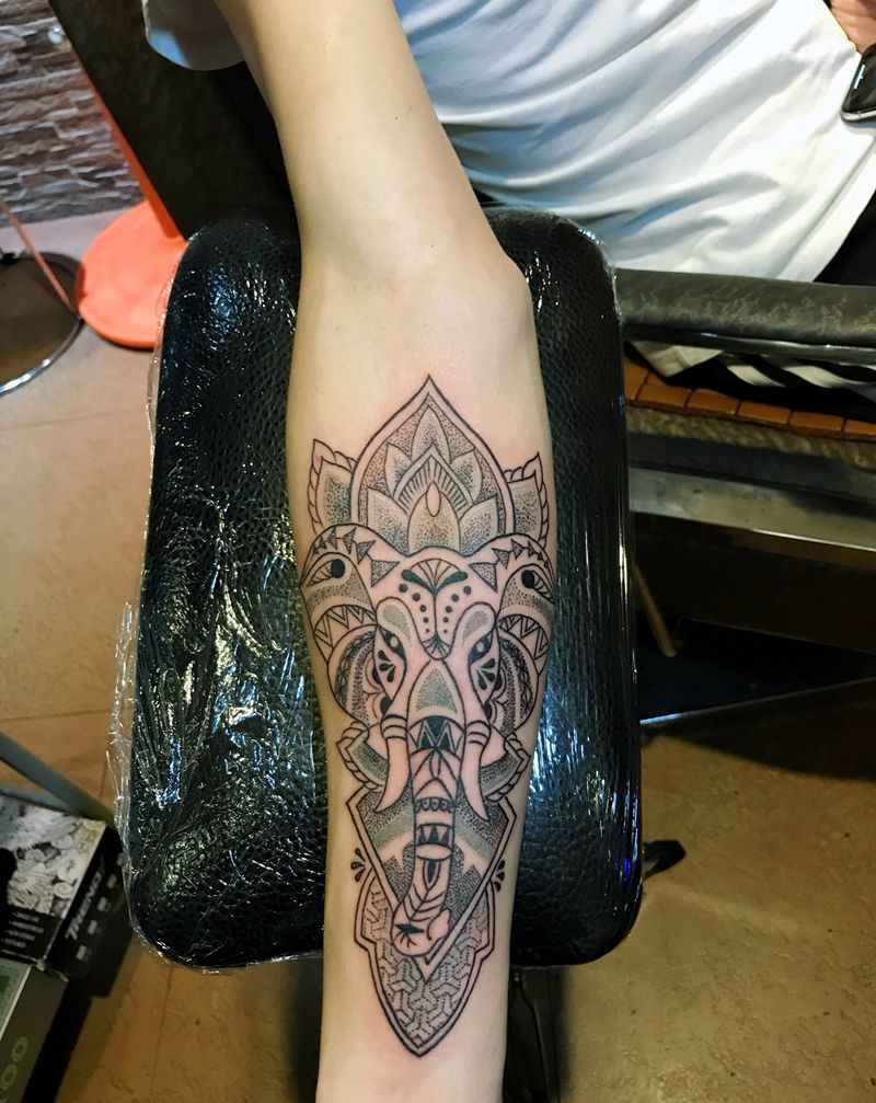 点剌象纹身图片