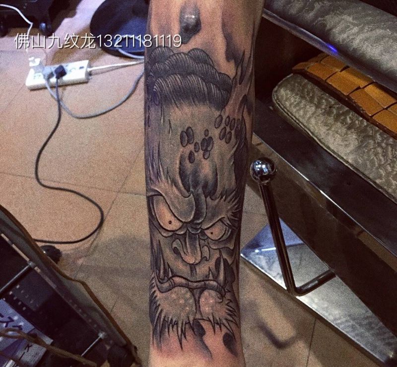 般若包手纹身图片