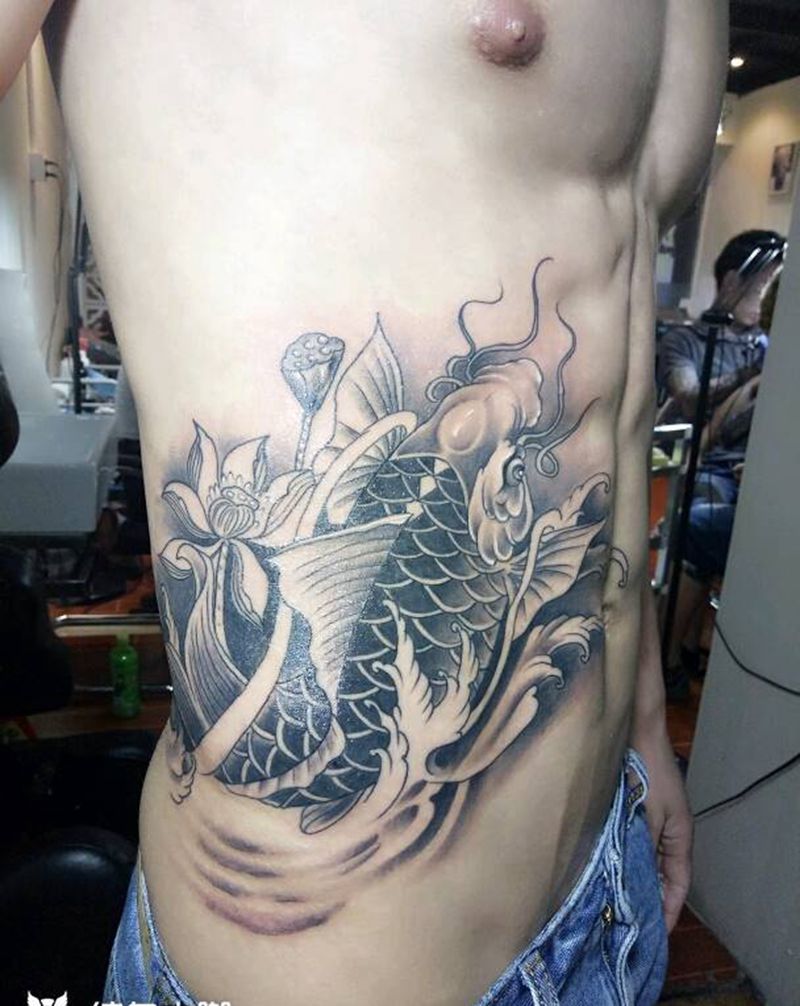 鲤鱼纹身图片