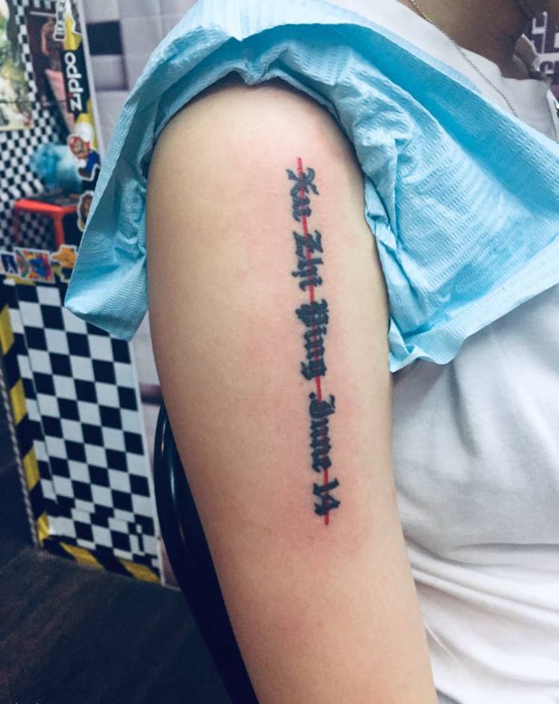 红线添加纹身图片_手臂纹身图案