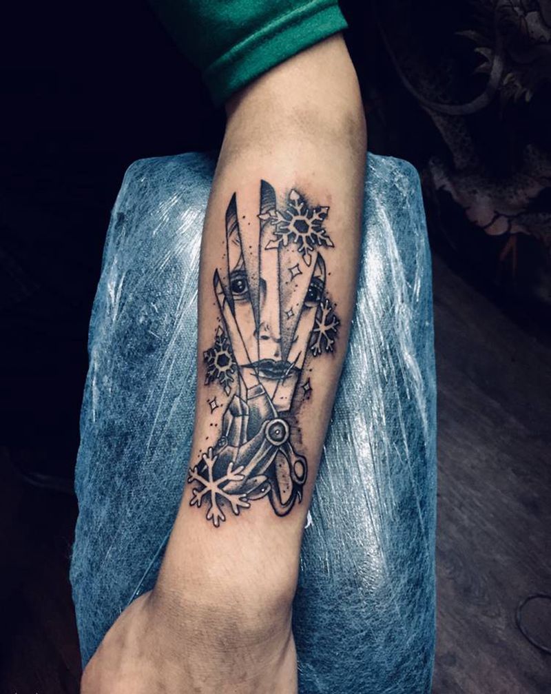 剪刀手爱德华纹身图片_手臂纹身图案