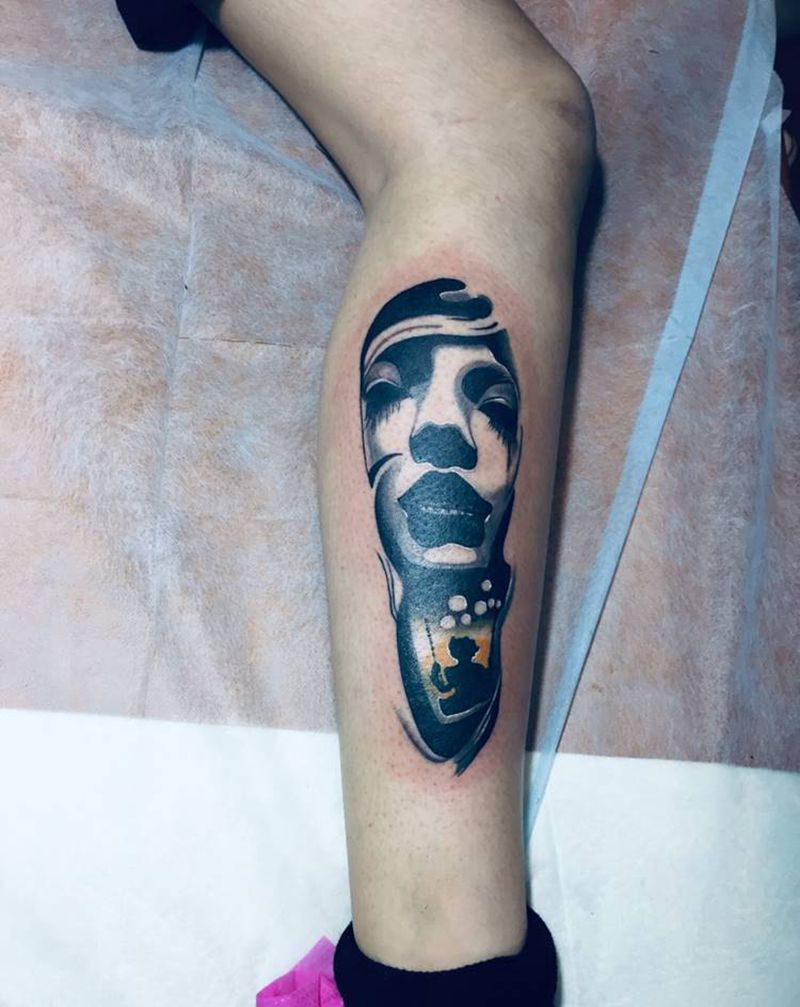 欧美人物纹身图片_腿部纹身图案