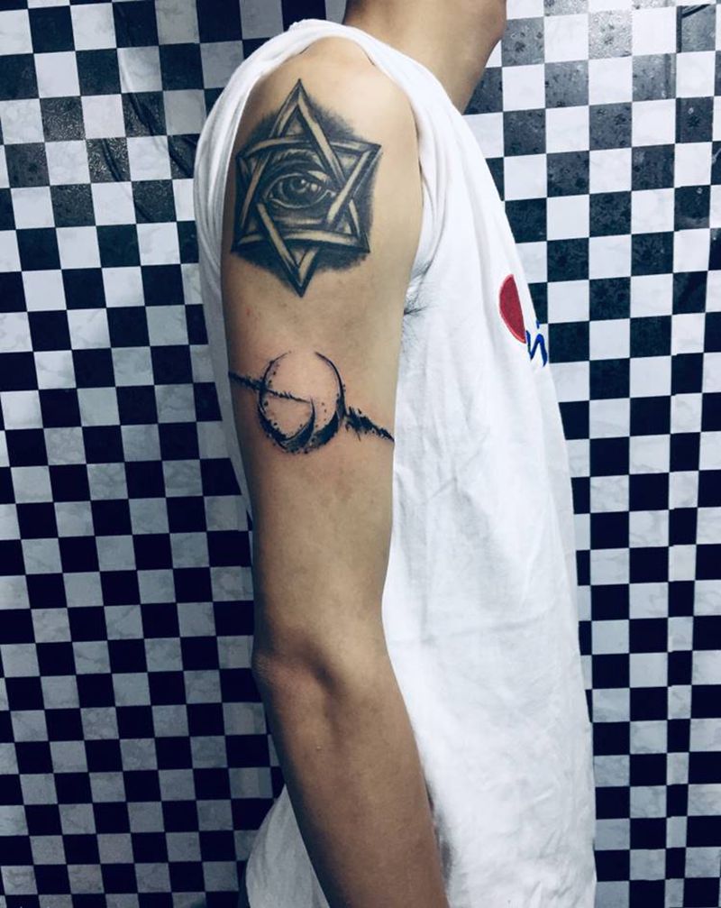 奇卡诺月亮纹身图片_手臂纹身图案