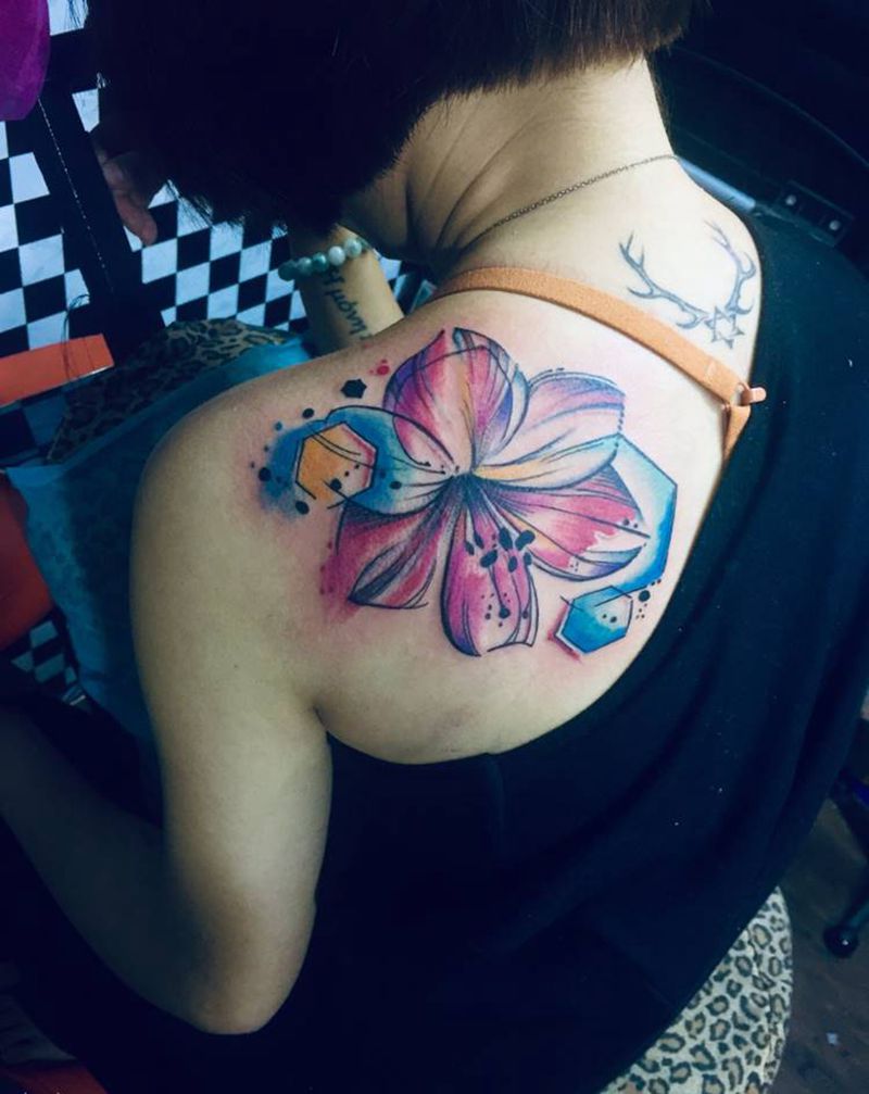 花纹身图片_背部纹身图案