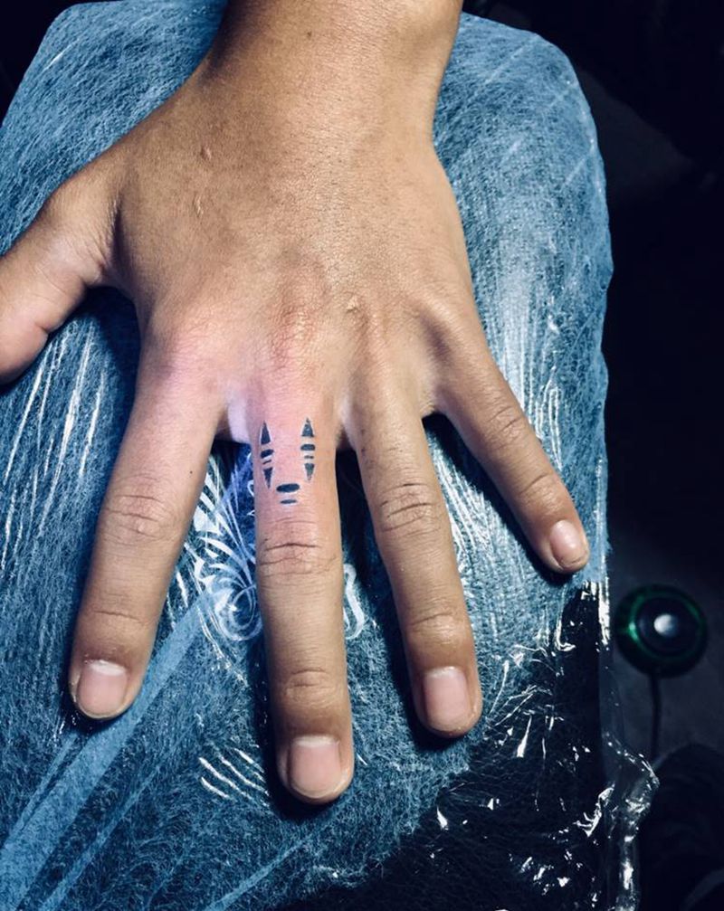 无脸男纹身图片_手部纹身图案
