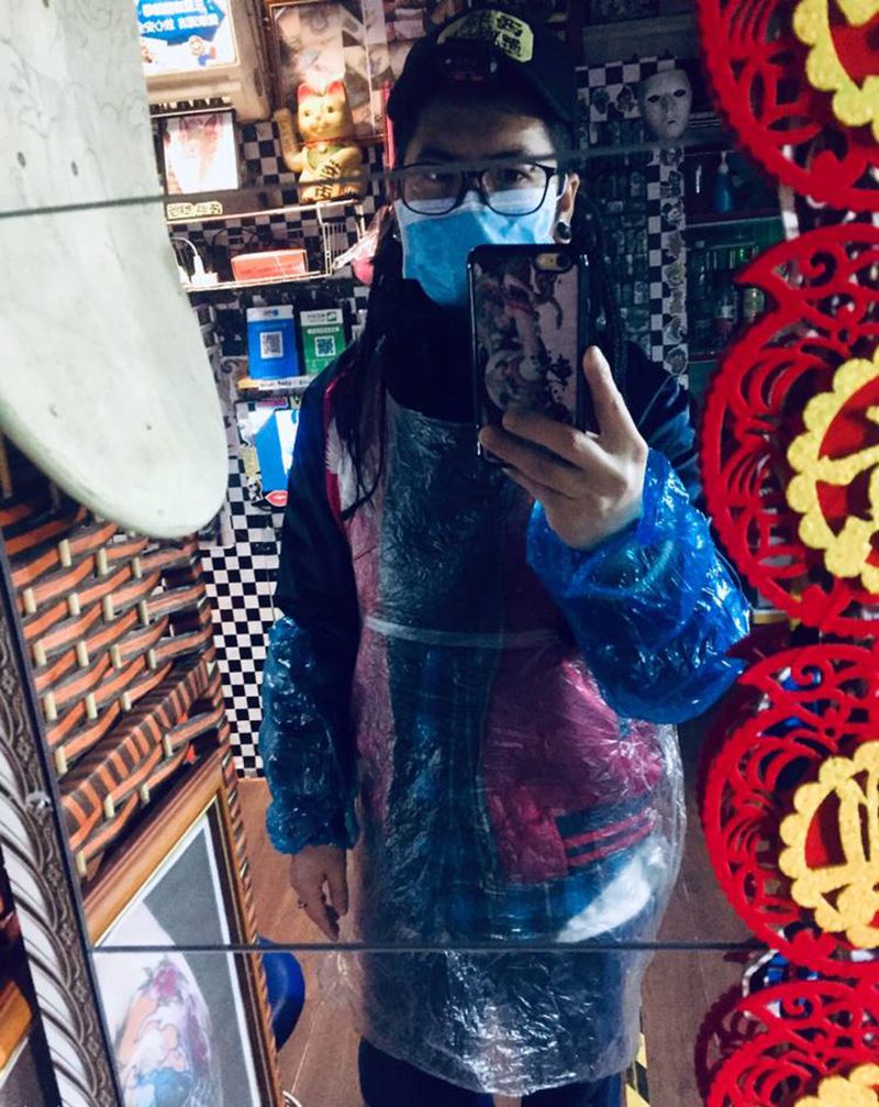 年初三防护服上班纹身图片_手臂纹身图案