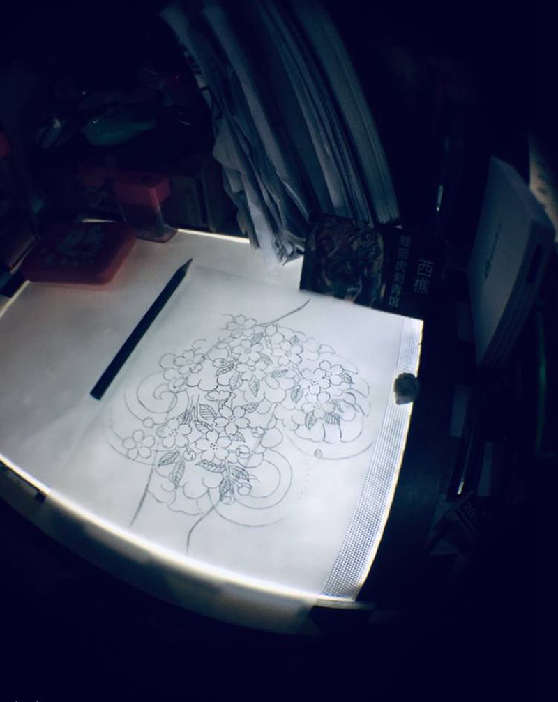 雕电日式樱花纹身图片_手臂胸部纹身图案