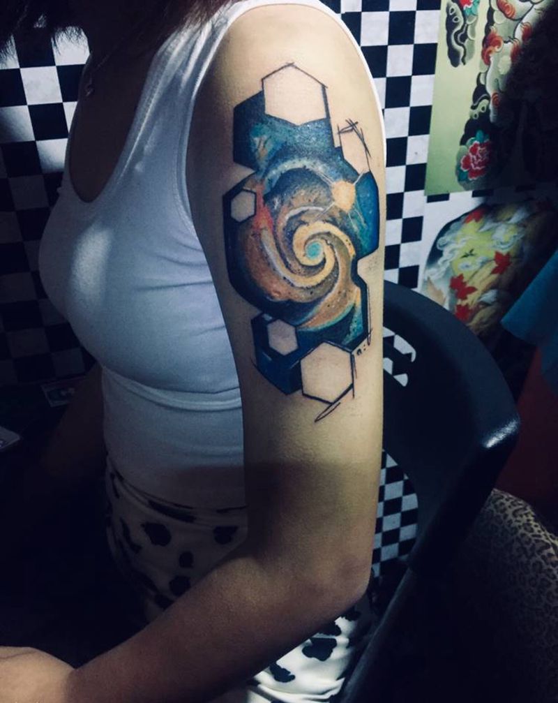 星空纹身图片_手臂纹身图案