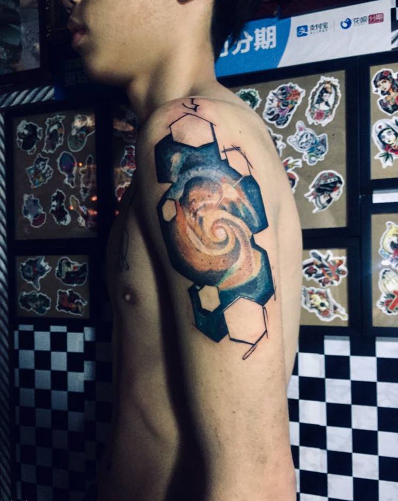 星空纹身图片_手臂纹身图案