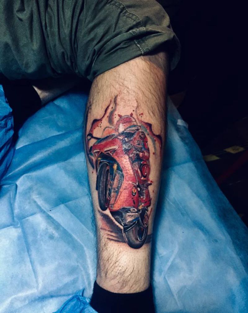 摩托车纹身图片_腿部纹身图案