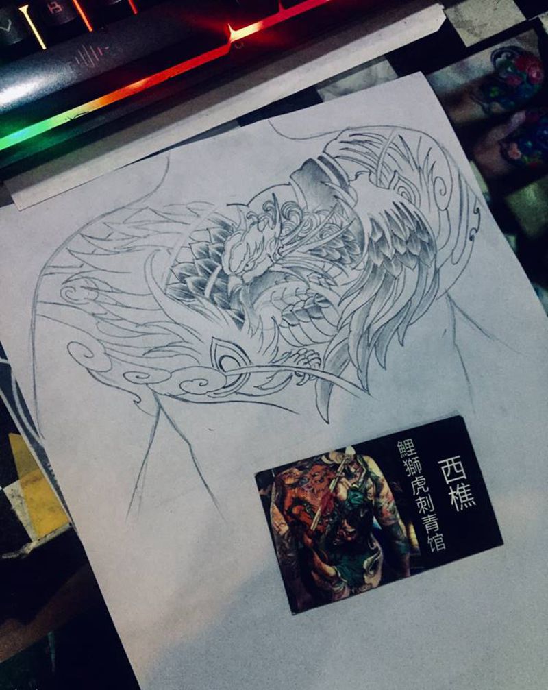 日常练练纹身图片_胸部纹身图案