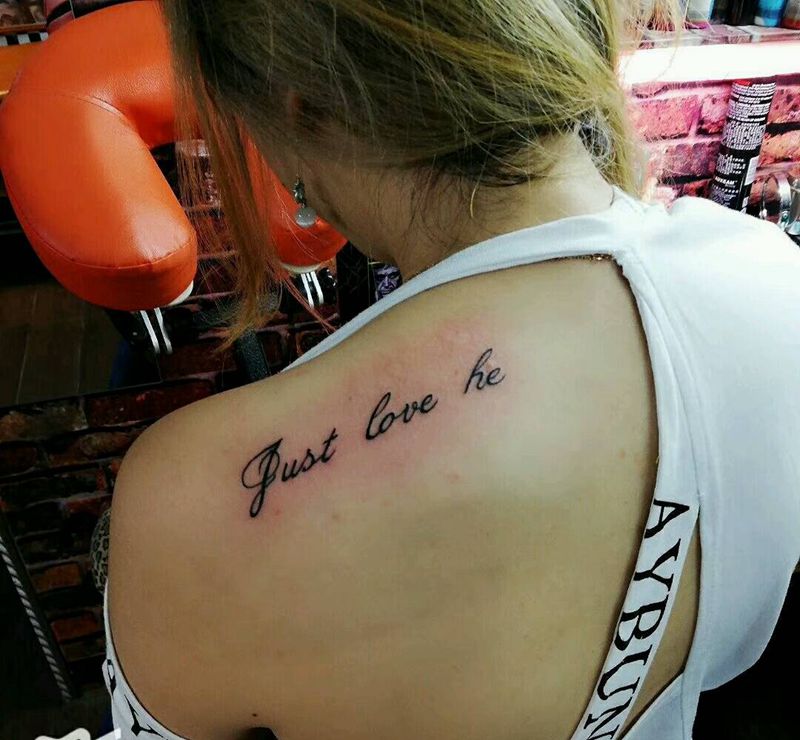 just love he纹身图片