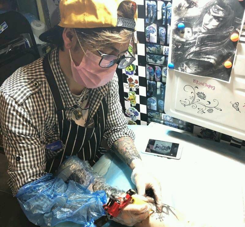 开扎纹身图片_手部纹身图案