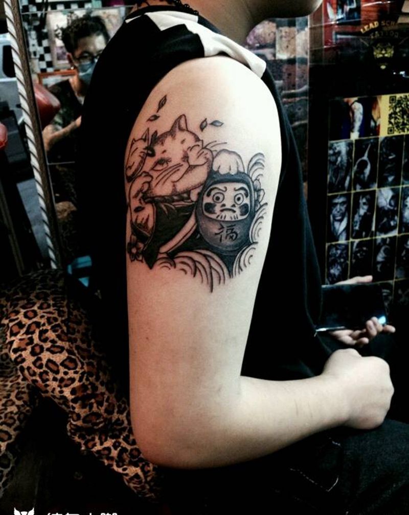 招财猫纹身图片