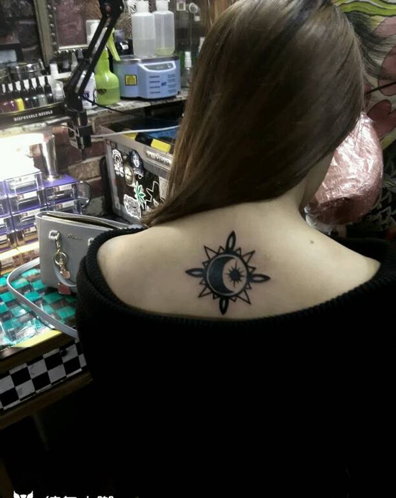 后背图腾纹身图片