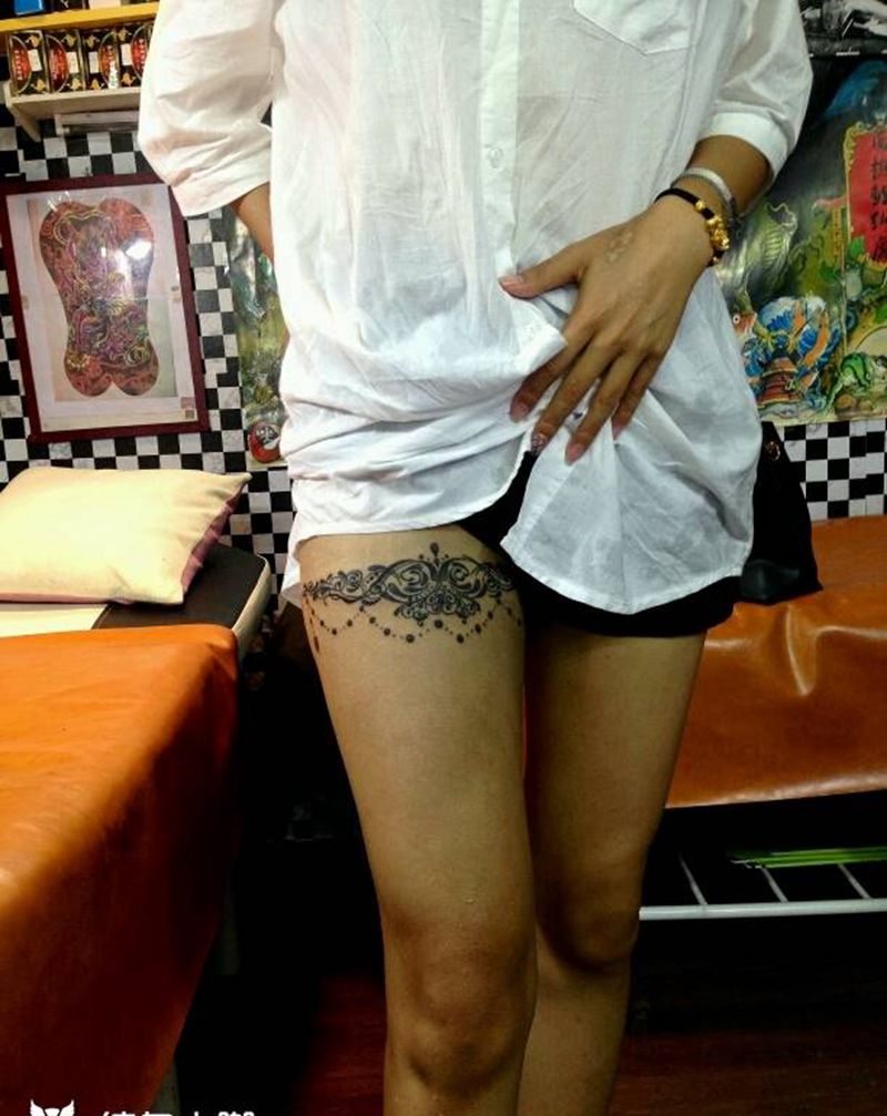 腿环纹身图片