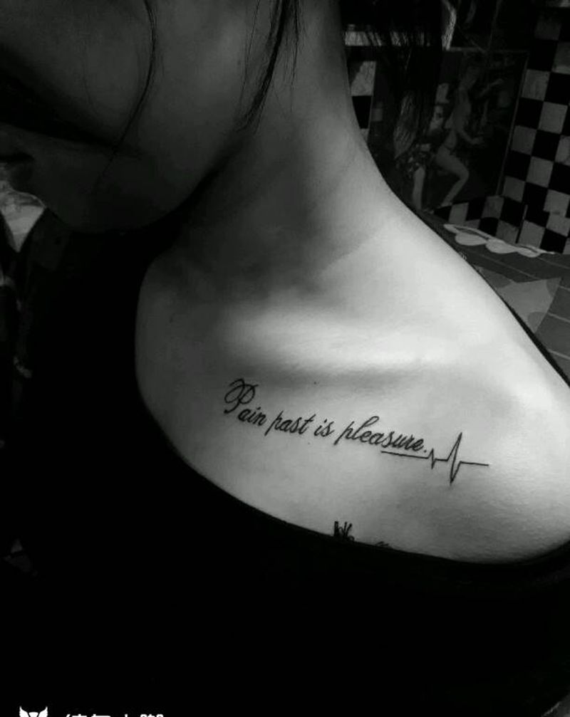 锁骨英文纹身图片